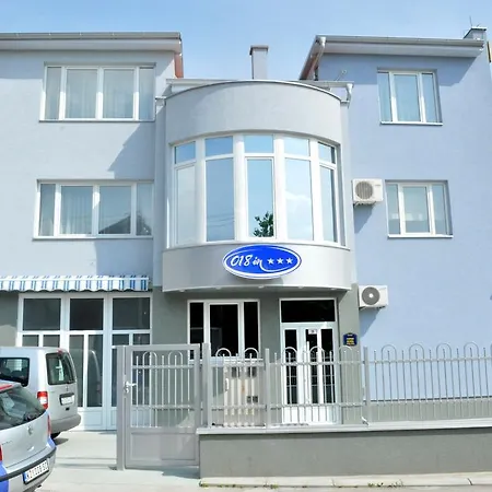 Hotel Garni 018 In Nisz
