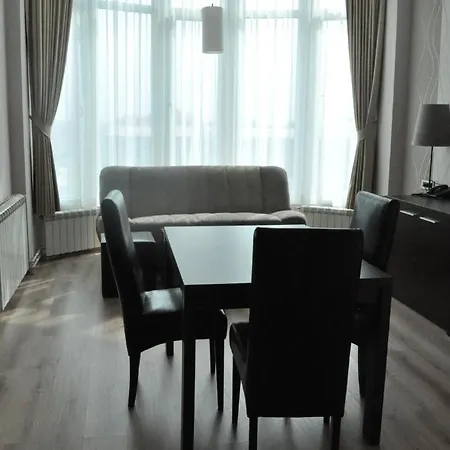 Hotel Garni 018 In 3*