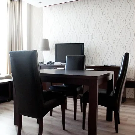 Garni 018 In Hotel 3*