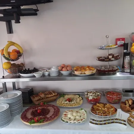 Garni 018 In Hotel Ni