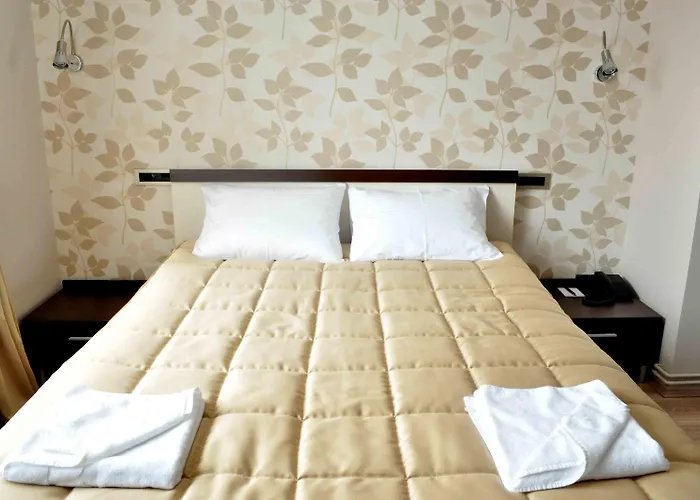 Hotel Garni 018 In 3*