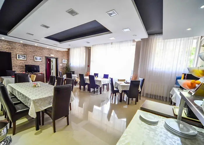 Hotel Garni 018 In Ni